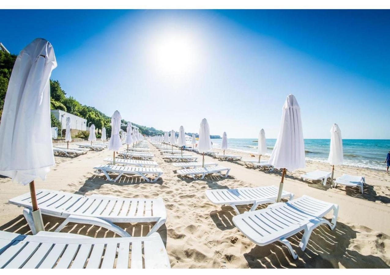 Panorama Fort Beach, Фамилно Студио Deluxe Sveti Vlas Buitenkant foto